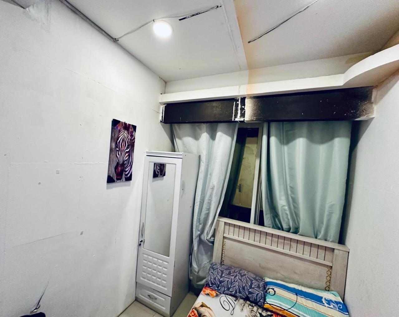Couples With Window Smart Tv Fridge