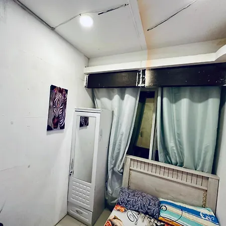 Couples Room With Window Smart Tv Fridge Dubai Exterior photo