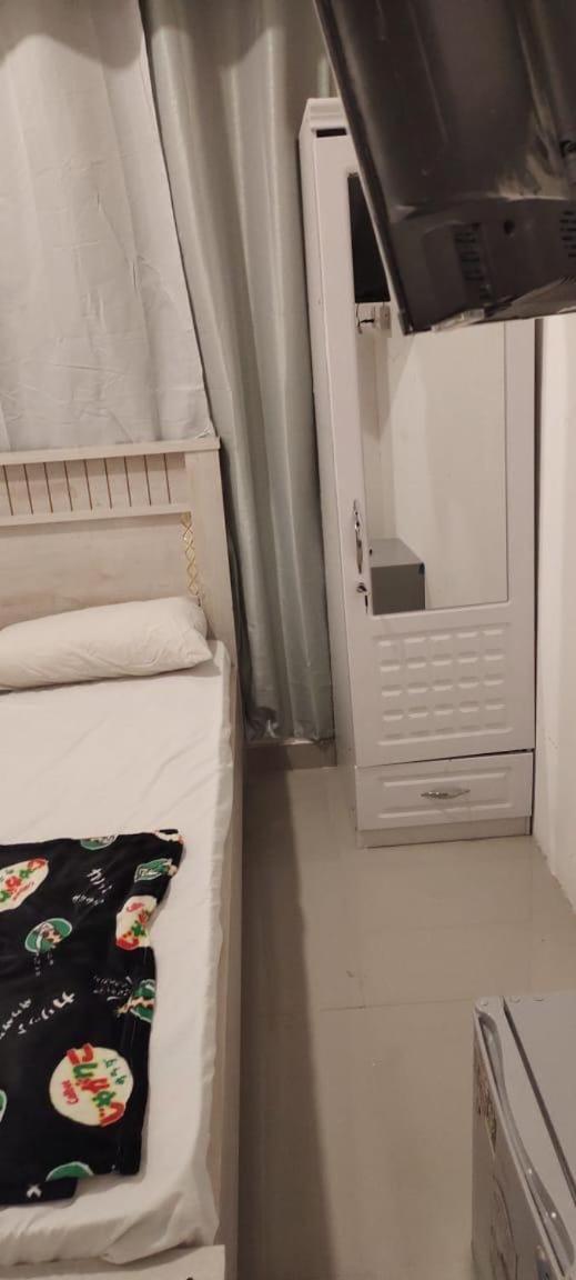 Couples With Window Smart Tv Fridge منزل للإقامة *